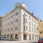 Διαμέρισμα Blueground Holesovice Balcony Nr Vltava Prg-48 Πράγα